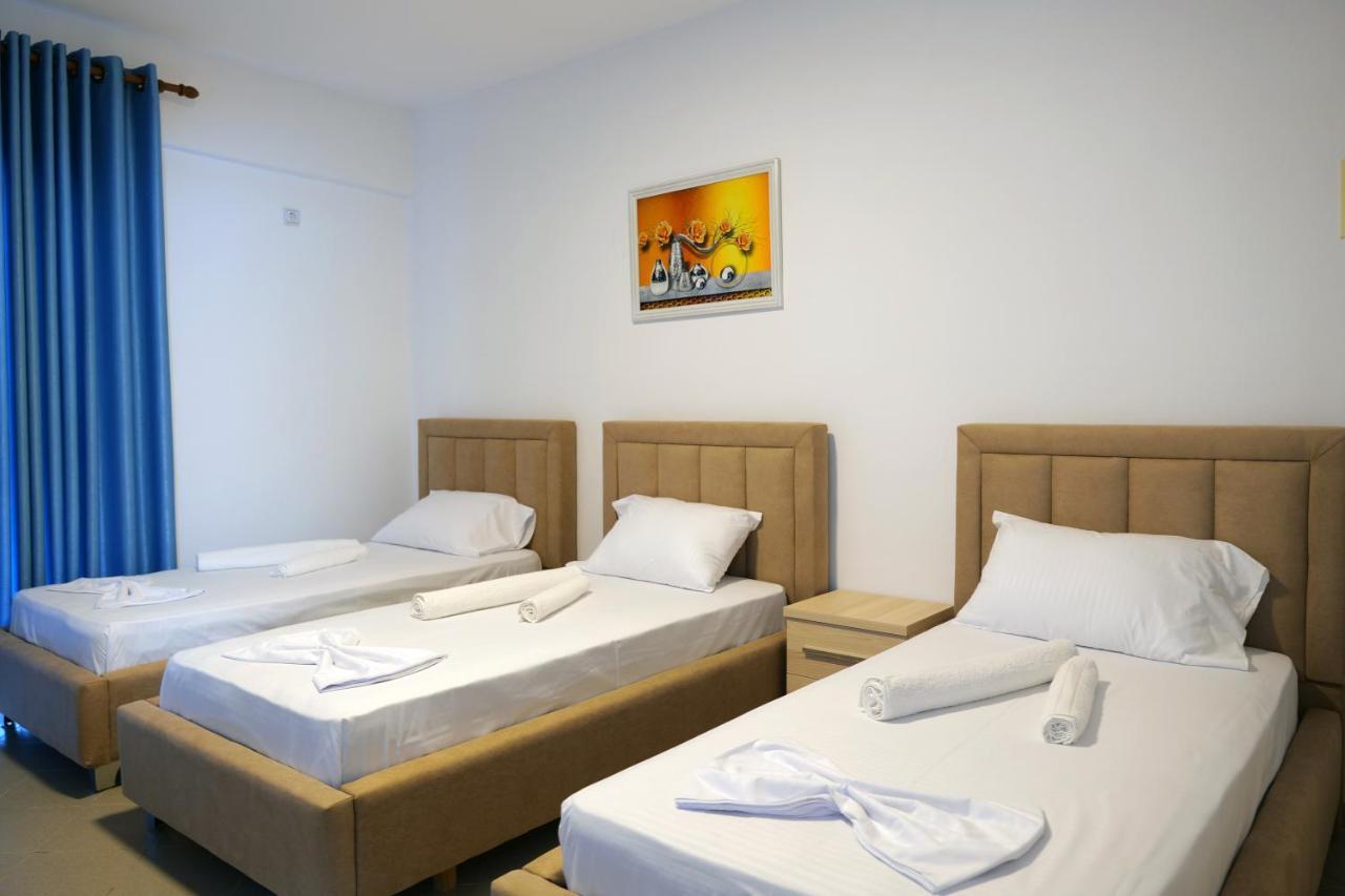 Mema Rooms Himare Bagian luar foto