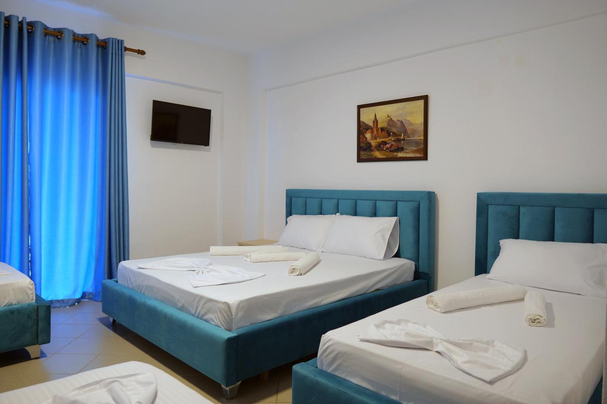 Mema Rooms Himare Bagian luar foto